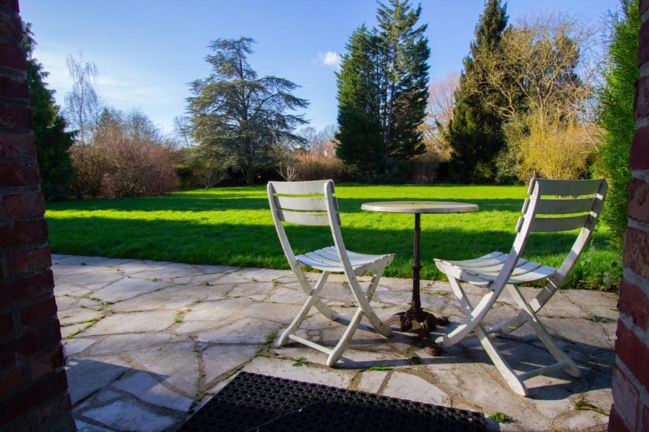 Bed and Breakfast Les Jardins De Beaumont Hem Exterior foto